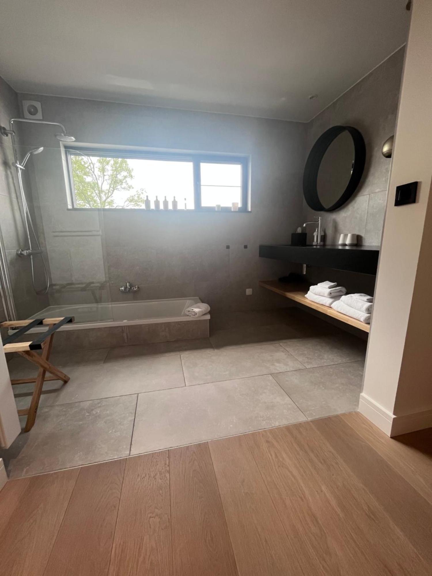 B&B Villa Mimosa NeerNeerpelt Esterno foto